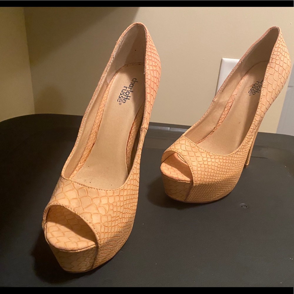 Platform Heels (Neutral Tan Color)
